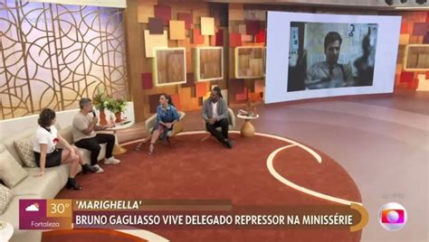 Portal NaTelinha on Twitter Vídeo Bruno Gagliasso se recusa a falar