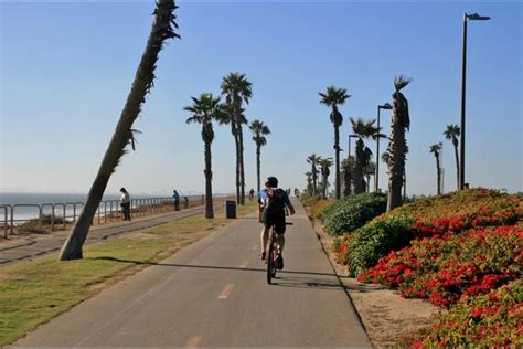 Your Complete Guide to the Huntington Beach Bike Trail