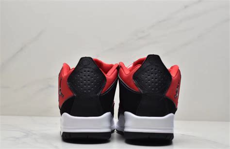 Подростковые кроссовки Jordan Courtside 23