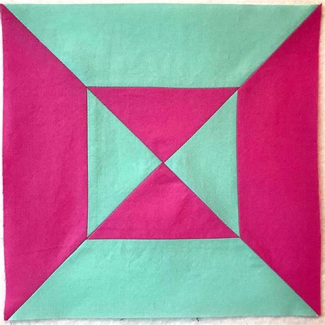 How To Make The Double Hourglass Quilt Pattern Crazy Quilts