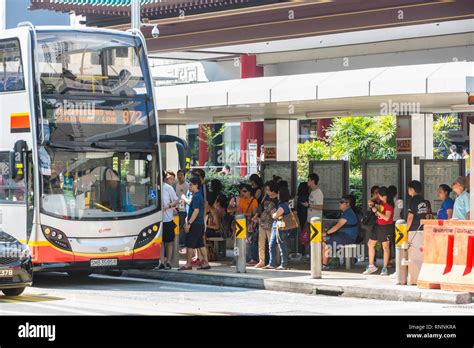 Double Decker Bus Singapore Hi Res Stock Photography And Images Alamy