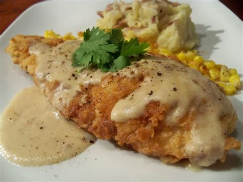 Chicken Fried Chicken With White Pepper Gravy