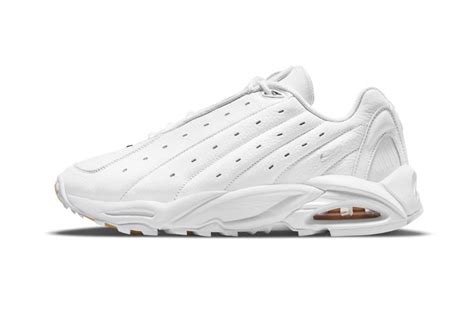 Official Images Of Drake S Nocta X Nike Hot Step Air Terra In White Drake White Nike Drake