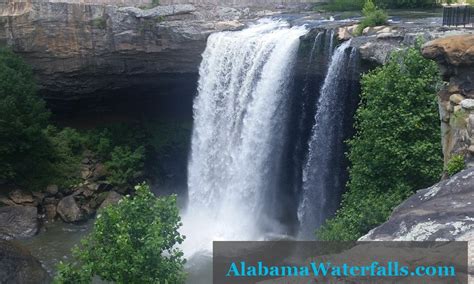 Noccalula Falls - Alabama Waterfalls