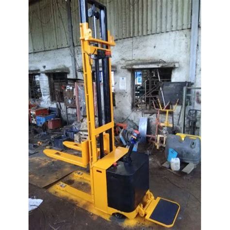 Full Electric Stacker At Inr In Pune Maharashtra Om