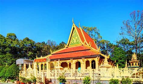 Ang-Pagoda-Top-10-tourist-attractions-in-Tra-Vinh - Scooter Saigon Tours