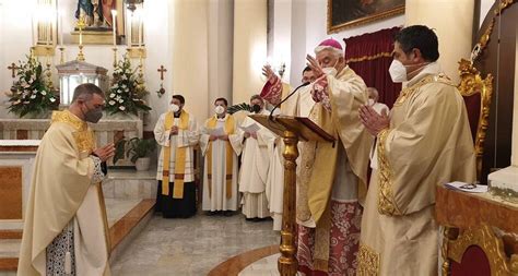 Partinico Bagno Di Folla Per Salutare L Avvento Di Don Pietro Macaluso