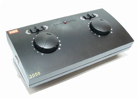 Hornby HM 2000 Dual Power Controller – Frankton Model Shop