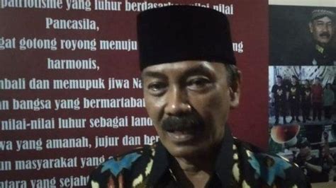 saksi pasangan rival gibran diusir  tps bagyo wahyono minta