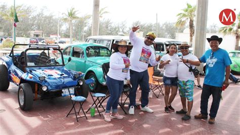 Realizan Exhibici N De Autos Cl Sicos Y Modificados En Playa Miramar