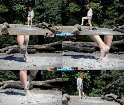 SIZZLING HOT UPDATE From BAREFOOT URBAN GIRLS T Tumbex