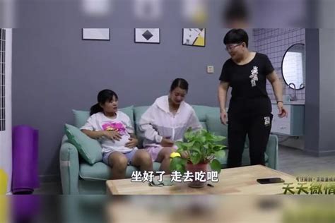 婆婆把俩怀孕儿媳接到一起照顾，没想儿媳互相看不惯，婆婆为难了