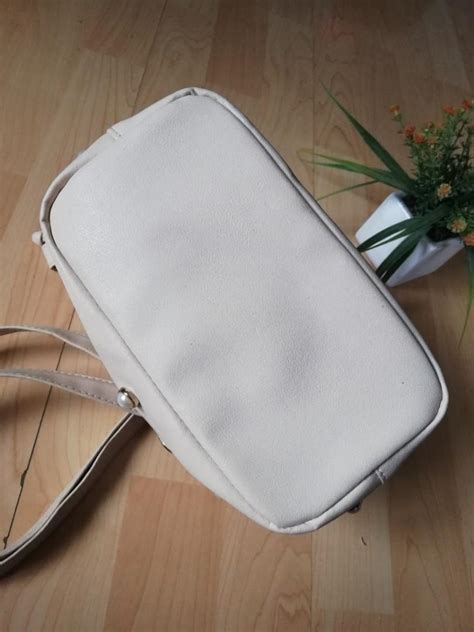 Bench Nude Bucket Bag Women S Fashion Bags Wallets Shoulder Bags On Carousell