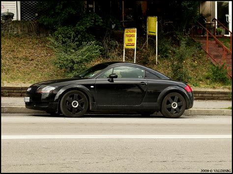 Car Sight: Audi tt black