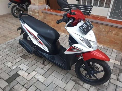 Honda Beat Pgm Fi Esp Th 2015 Tangan Pertama Lacak Harga