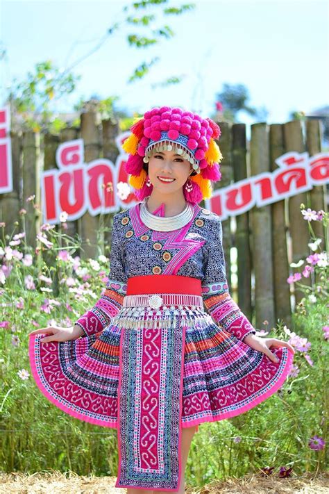 Pin By Ntsuabxiab Xiong On Hmong Fashion Hmong Fashion Hmong Clothes