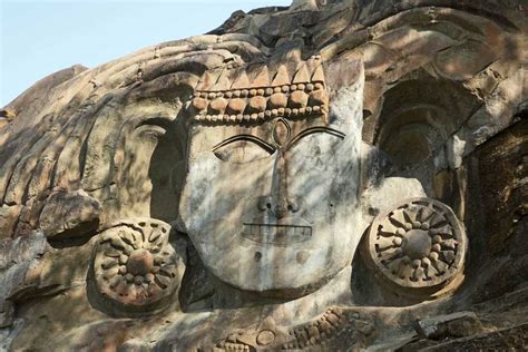 The Mysterious Stone Carvings In Unakoti Earth Is Mysterious