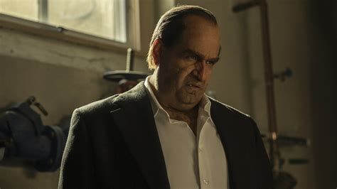 The Penguin: What Happened To Oz Cobbs Foot?