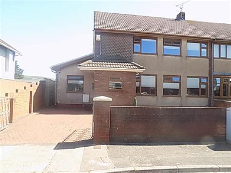 Sitwell Way Port Talbot Neath Port 3 Bed Semi Detached House