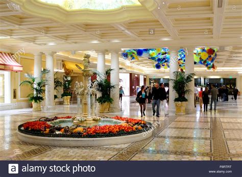 Bellagio Hotel Lobby Ceiling Stock Photos & Bellagio Hotel Lobby Ceiling Stock Images - Alamy