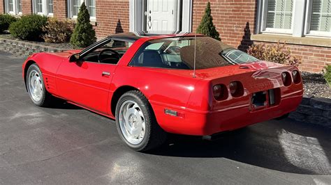 1993 Chevrolet Corvette Coupe At Kansas City 2022 As S54 Mecum Auctions