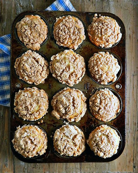 King Arthur Banana Streusel Muffins - Frugal Hausfrau