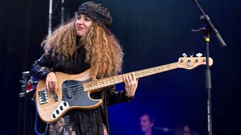 Tal Wilkenfeld Tal Wilkenfeld Bass Guitar Bass Guitarist