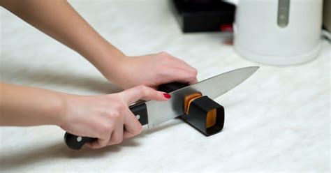 How to Use a Knife Sharpener: A Step-by-Step Guide