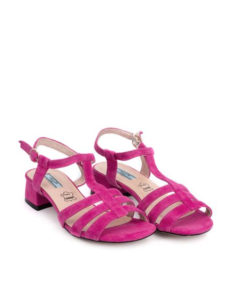 Sandalias Tiras Tac N Medio Fucsia