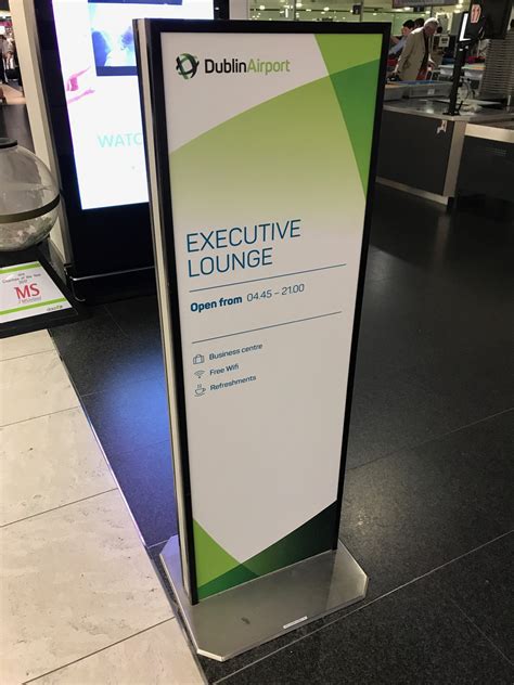 Review: Dublin Airport Executive Lounge - Live and Let's Fly