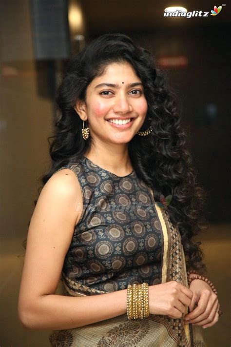 Sai pallavi photos telugu actress photos images gallery stills and ...