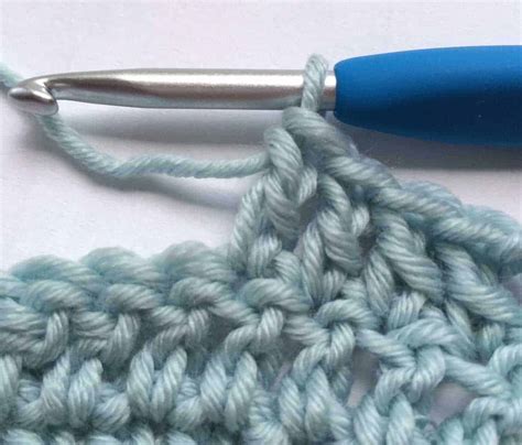 Tutorial: Double Crochet (dc) - knotions