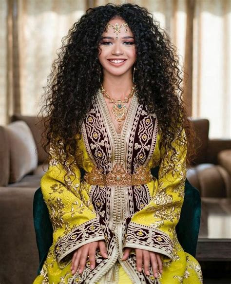 Pin by Mary on Caftan Marocain القفطان المغربي Moroccan bride