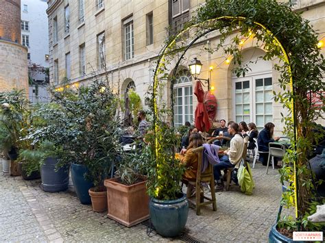 Griffon Un Caf Bar Culturel Et Engag La Magnifique Terrasse Au