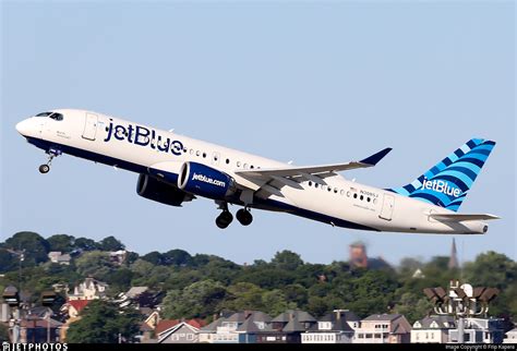 N3085J Airbus A220 371 JetBlue Airways Filip Kapera JetPhotos