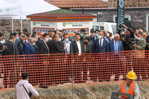 Meramda Şükran Kentsel Dönüşüm Projesinde ilk temel atıldı