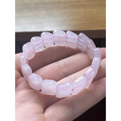 Pulsera de Cuarzo Rosa Elegancia y Armonía para tu Bienestar