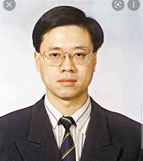 李家超後生時條眉明明打平，點解而家打斜 時事台 香港高登討論區