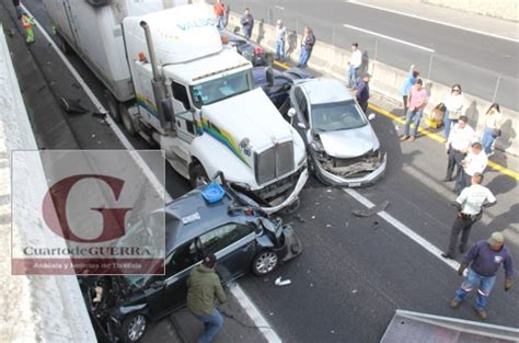 Aparatoso Accidente Provocado Por Un Tr Iler Deja Cuantiosos Da Os