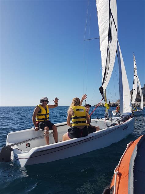 The Stormrider Surf Guide Les Icircles Canaries Version Franccedilais Stormrider Surf Guides 5