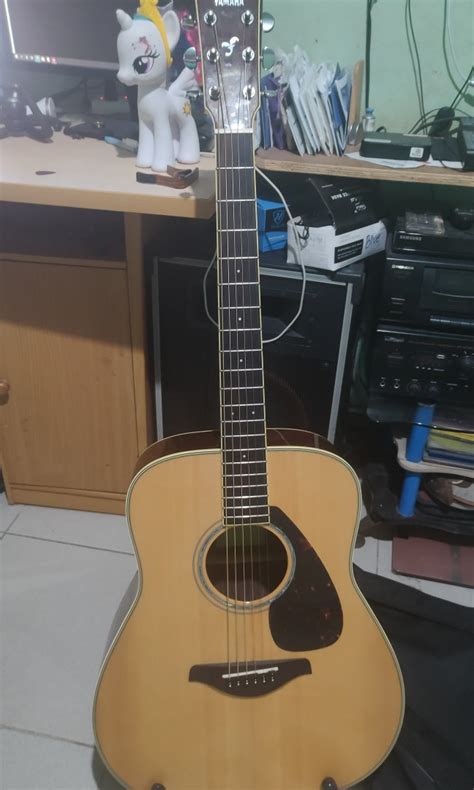 Yamaha FG 830 acoustic guitar, Hobbies & Toys, Music & Media, Musical ...