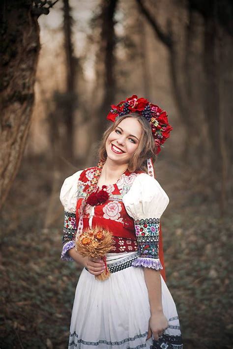 Kvetinová ľudová Parta Sohemiart Sashesk Folk Fashion Folk