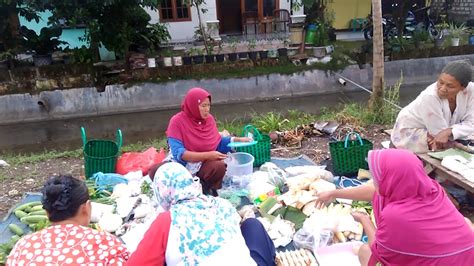 Pasar Krempyeng Desa Ngumpakdalem Dander Bojonegoro Youtube