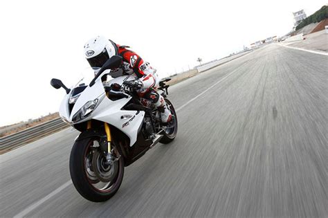 Triumph Daytona 675 Wallpapers Wallpaper Cave