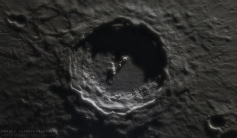 Crater Copernicus : r/spaceporn