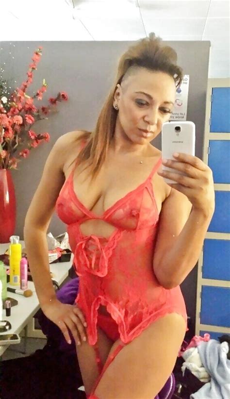 Redbone Milf ShesFreaky