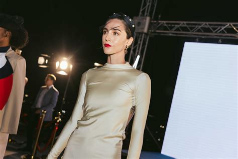 Air France Conmemora A Os De Elegancia Con Un Exclusivo Desfile De