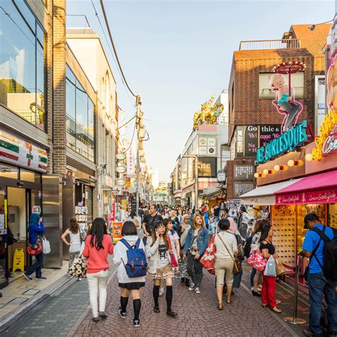 10 surprising things to know before visiting Japan - japanwithmaya.com