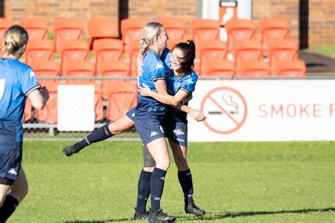 2022 FQPL WOMEN RD10 SWQ THUNDER FC VS THE GAP 29 SWQ Thunder FC Flickr