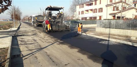 Proseguono Gli Interventi Di Asfaltatura Di Varie Strade Cittadine